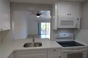 9631 SW 77th Ave, Miami, FL 33156 - Photo 4