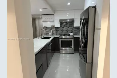 100 Bayview Dr #904, Sunny Isles Beach, FL 33160 - Photo 6