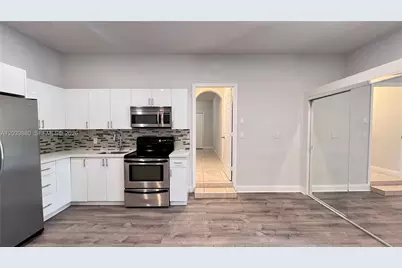 10911 SW 242nd St #B, Homestead, FL 33032 - Photo 6