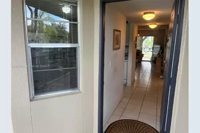1100 SW 128th Ter #204U, Pembroke Pines, FL 33027 - Photo 1
