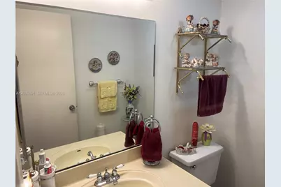 1100 SW 128th Ter #204U, Pembroke Pines, FL 33027 - Photo 30
