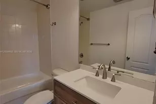 1300 NE 109th St, Miami, FL 33161 - Photo 12