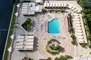 20191 E Country Club Dr, Aventura, FL 33180 - Photo 22