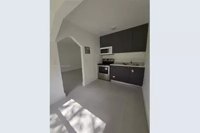 237 SW 13th St #4, Dania Beach, FL 33004 - Photo 4