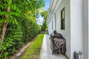 511 Perugia Ave, Coral Gables, FL 33146 - Photo 50