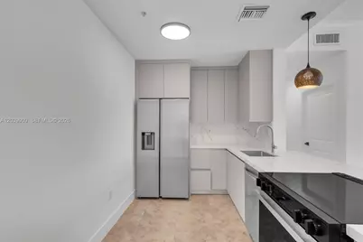 520 SE 5th Ave #1707, Fort Lauderdale, FL 33301 - Photo 4