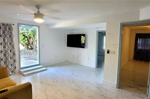 104 NE 5th St, Fort Lauderdale, FL 33301 - Photo 14
