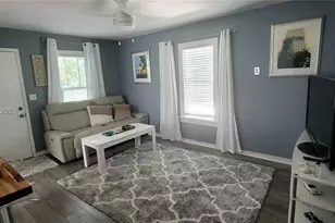 104 NE 5th St, Fort Lauderdale, FL 33301 - Photo 14