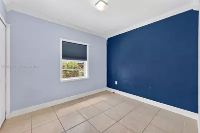 920 NW 35th Ave, Miami, FL 33125 - Photo 18