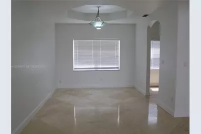 17124 NW 10th St, Pembroke Pines, FL 33028 - Photo 4