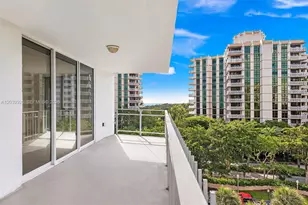 600 Grapetree Dr, Key Biscayne, FL 33149 - Photo 42
