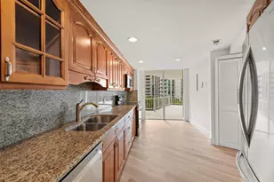 600 Grapetree Dr, Key Biscayne, FL 33149 - Photo 8