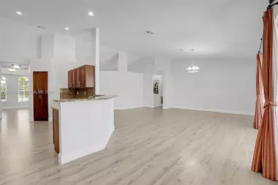 1574 NW 103rd Ter, Coral Springs, FL 33071 - Photo 22