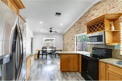 3111 NW 107th Dr, Sunrise, FL 33351 - Photo 16