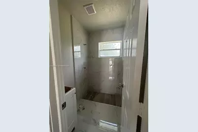 10540 SW 172nd St, Miami, FL 33157 - Photo 12
