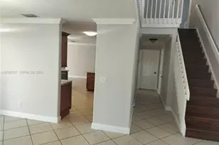 17883 SW 5th St, Pembroke Pines, FL 33029 - Photo 8
