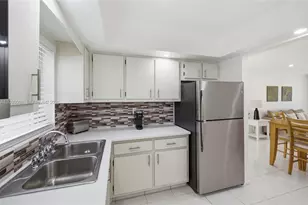 2894 E Crosley Dr E, West Palm Beach, FL 33415 - Photo 2
