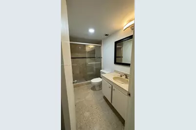 919 Hillcrest Dr #201, Hollywood, FL 33021 - Photo 6