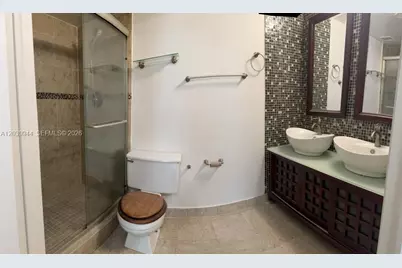 919 Hillcrest Dr #201, Hollywood, FL 33021 - Photo 16