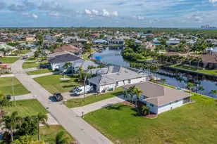 2219 SE 19th Pl, Cape Coral, FL 33990 - Photo 10