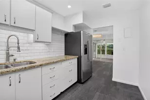 10125 S 42nd Ave S, Boynton Beach, FL 33436 - Photo 14