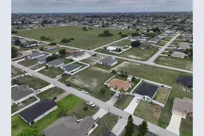 530 NW 23rd Ter, Cape Coral, FL 33993 - Photo 14