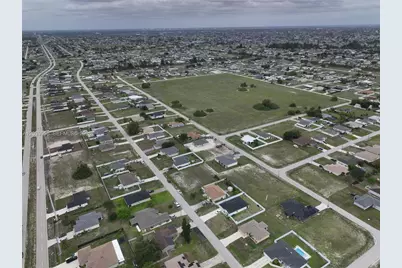 530 NW 23rd Ter, Cape Coral, FL 33993 - Photo 4