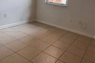 7070 NW 177th St, Hialeah, FL 33015 - Photo 6