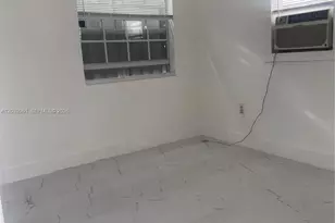 713 NW 4th St, Hallandale Beach, FL 33009 - Photo 6
