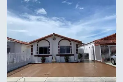 2854 W 75th Ter, Hialeah, FL 33018 - Photo 2