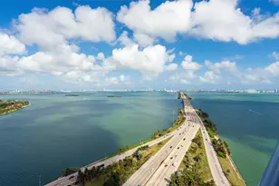 601 NE 36th St, Miami, FL 33137 - Photo 4