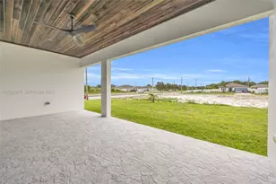 121 SW Sea Lion Rd, Port Saint Lucie, FL 34953 - Photo 48