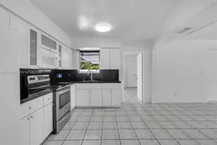 440 NW 125th St, North Miami, FL 33168 - Photo 14