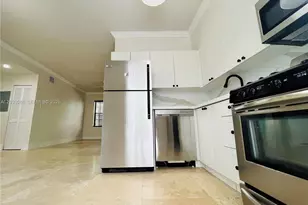 1470 Lincoln Terrace, Miami Beach, FL 33139 - Photo 6