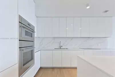 700 NE 24th St #5402, Miami, FL 33137 - Photo 14