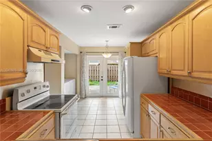 8021 SW 21st Ct, Davie, FL 33324 - Photo 26