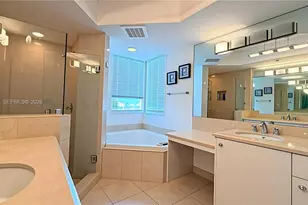 19400 Turnberry Way, Aventura, FL 33180 - Photo 12