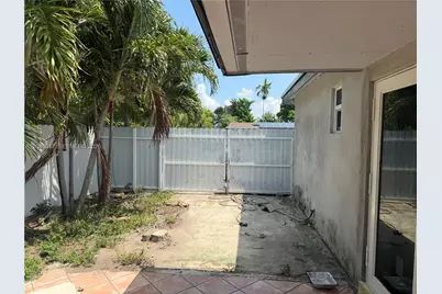 1800 Jamaica Dr, Miramar, FL 33023 - Photo 18
