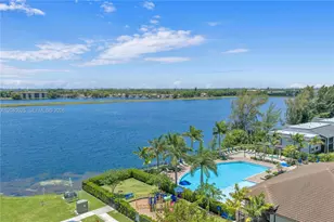 670 NE 207th St, Miami, FL 33179 - Photo 24