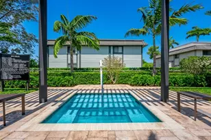 670 NE 207th St, Miami, FL 33179 - Photo 28