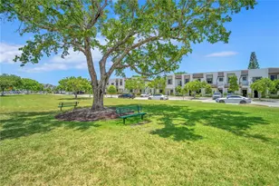 670 NE 207th St, Miami, FL 33179 - Photo 6