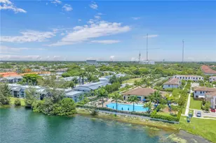670 NE 207th St, Miami, FL 33179 - Photo 52
