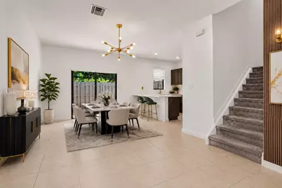 670 NE 207th St, Miami, FL 33179 - Photo 32