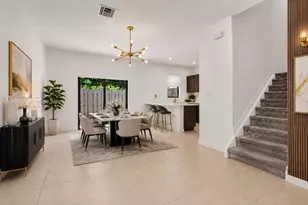 670 NE 207th St, Miami, FL 33179 - Photo 32