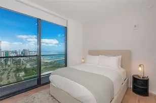 398 NE 5th St, Miami, FL 33132 - Photo 56