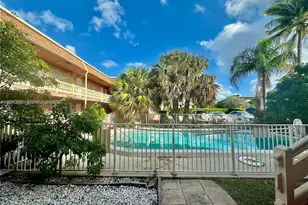 241 SE 9th Ave, Pompano Beach, FL 33060 - Photo 20