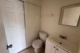 5944 NW 21st St, Lauderhill, FL 33313 - Photo 6