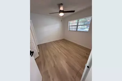 1035 Country Club Dr #102, Margate, FL 33063 - Photo 2