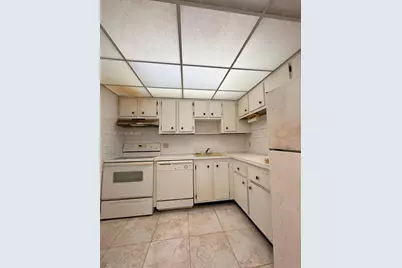 1035 Country Club Dr #102, Margate, FL 33063 - Photo 8
