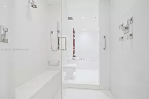 18201 Collins Ave, Sunny Isles Beach, FL 33160 - Photo 26